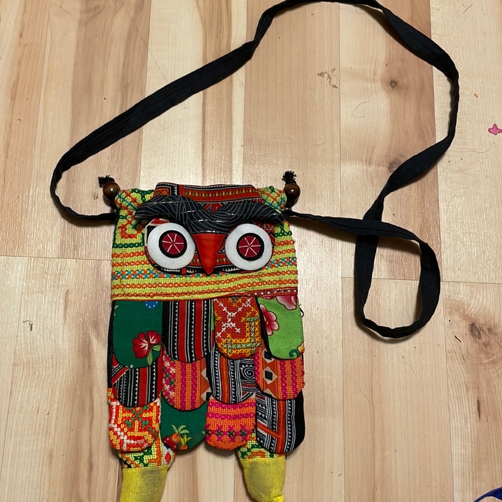 Unique handmade-look folk art style owl crossbody